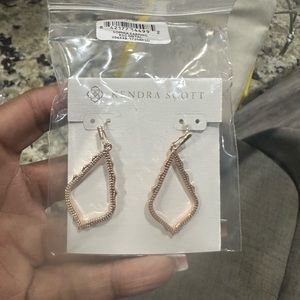 Kendra scott  jewelry 8 Pc Set -Authentic